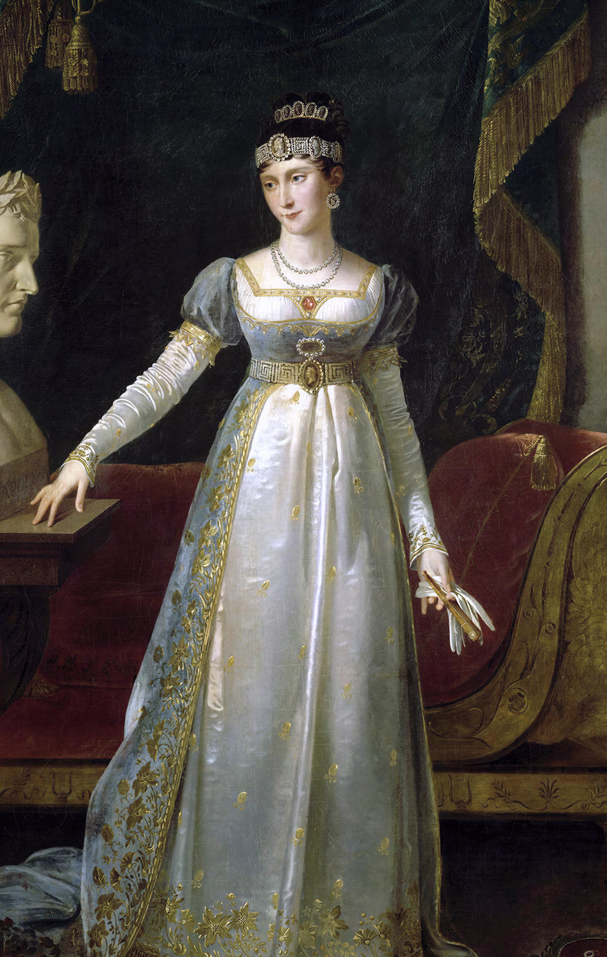 Portrait peint en pied de Pauline Borghese, debout en robe Empire de satin clair brodee d'or, diademe et rangs de perles, une main posee sur un socle de buste en marbre, l'autre tenant un eventail, devant une banquette rouge et une lourde tenture a franges dorees.