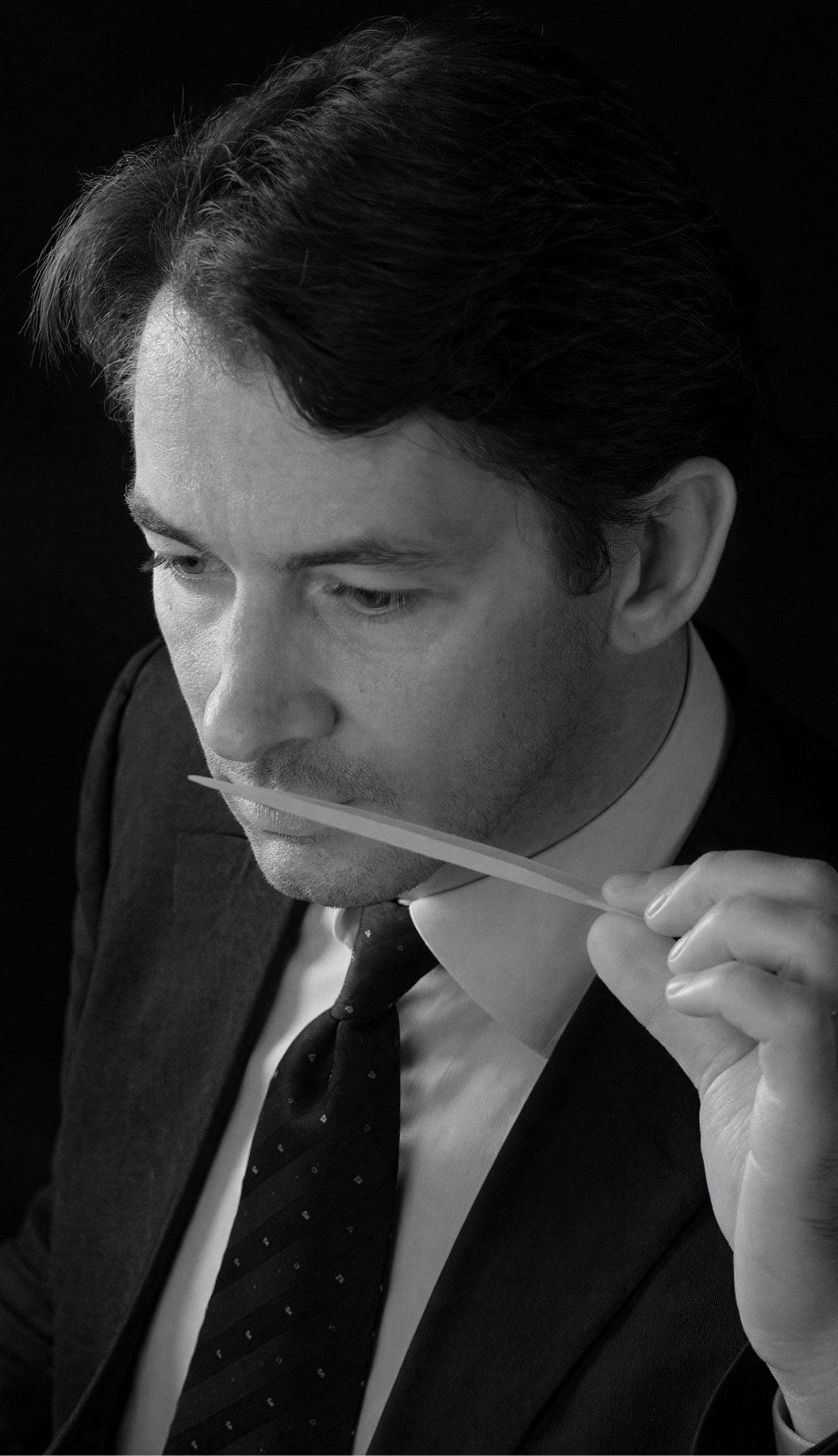 Thomas Fontaine smelling a blotter
